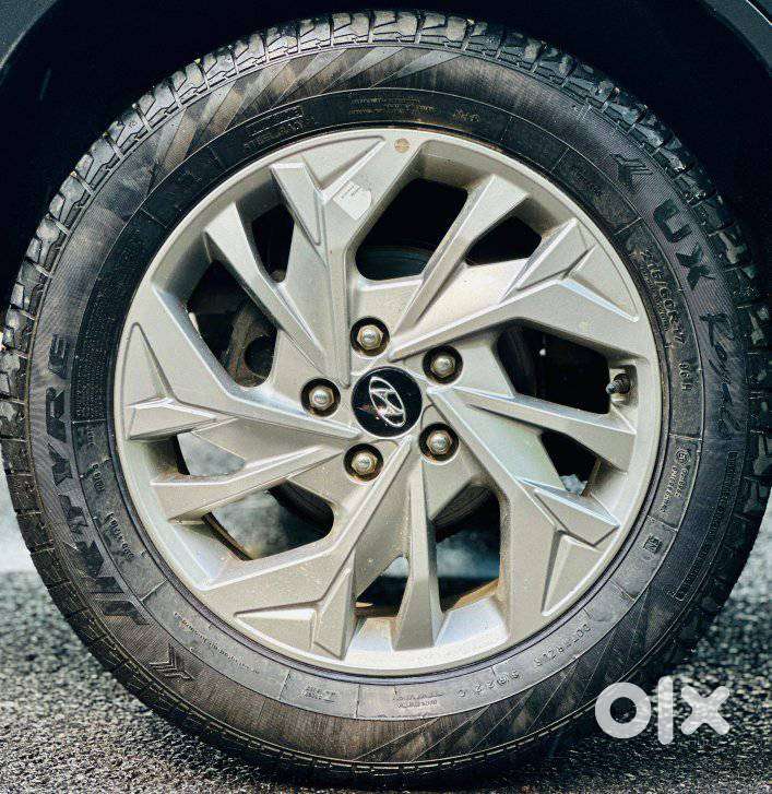 Hyundai Creta Sx Petrol Mt, 2022, Petrol