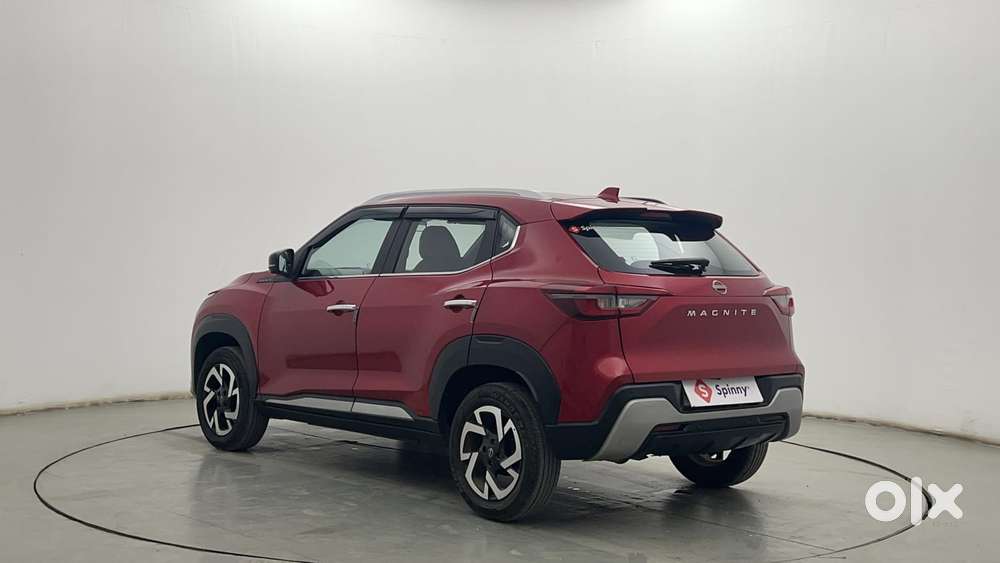 Nissan Magnite 1.0 Xv Premium, 2023, Petrol