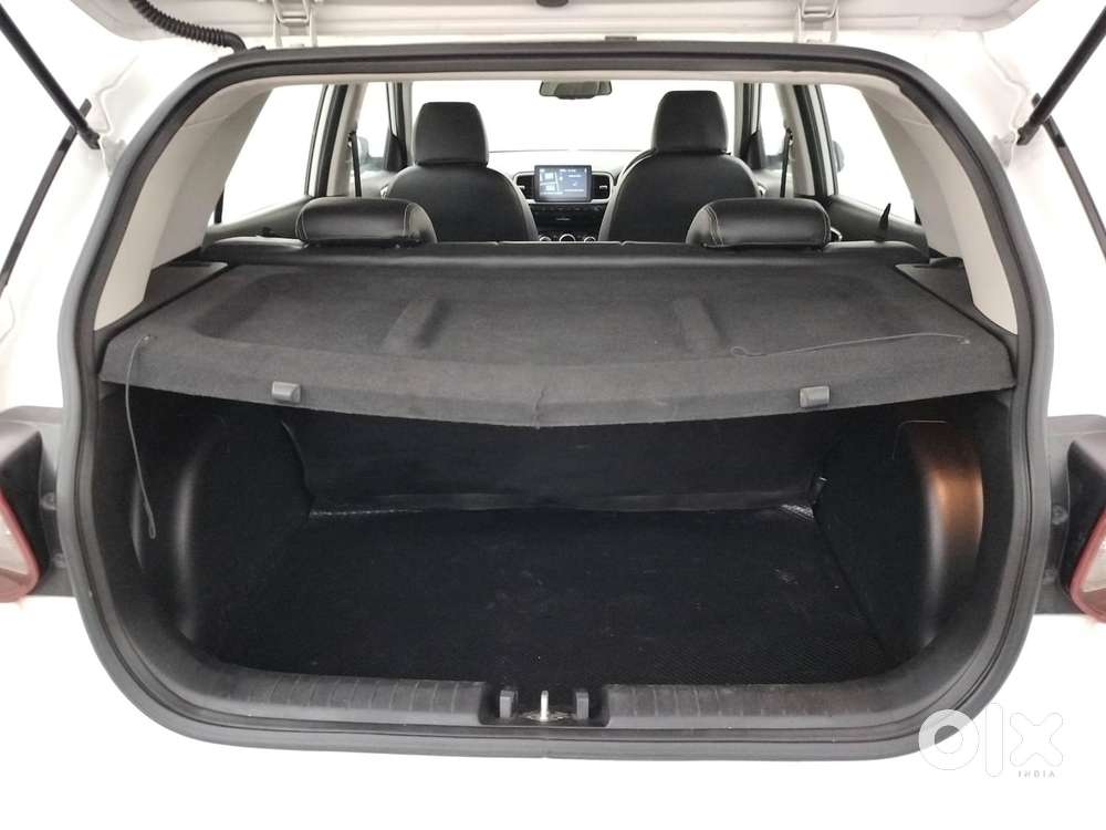 Hyundai Venue Sx Plus Turbo Dct, 2022, Petrol