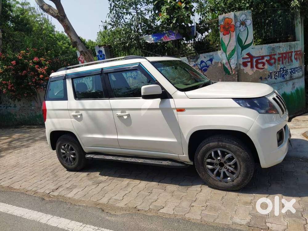 Mahindra Tuv 300 T10, 2018, Diesel