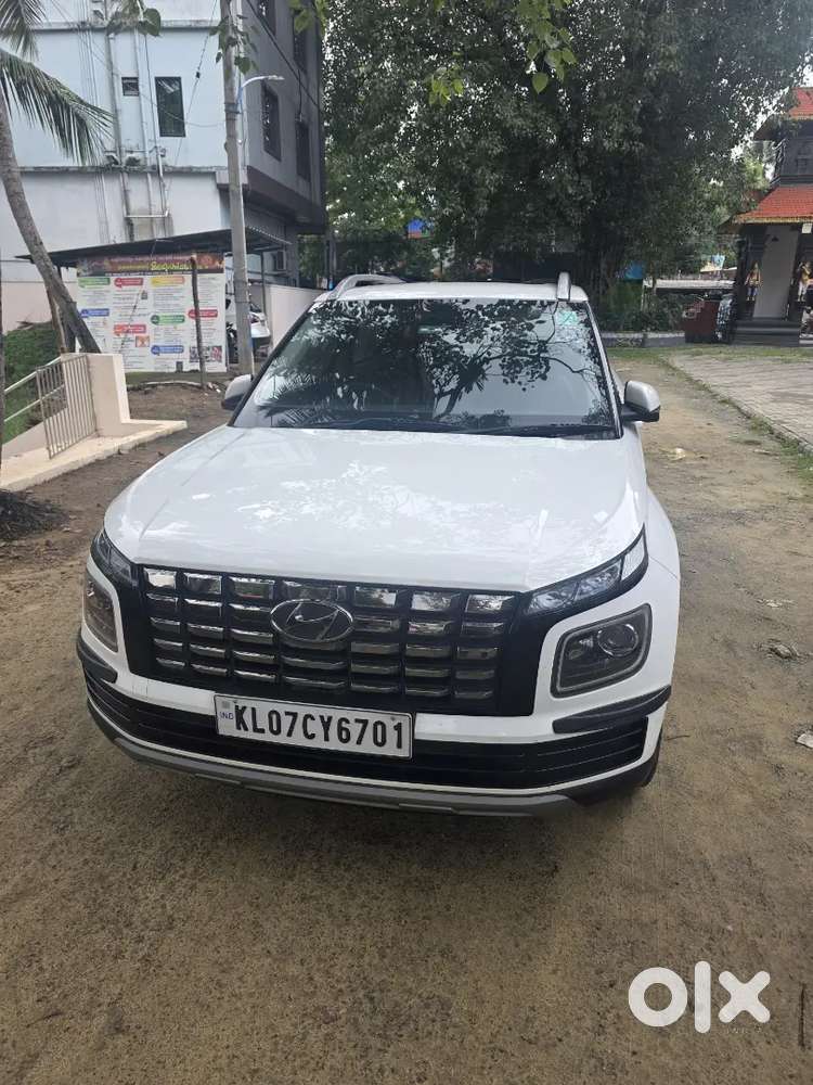 Mint Condition Hyundai Venue Sx Diesal Top Variant