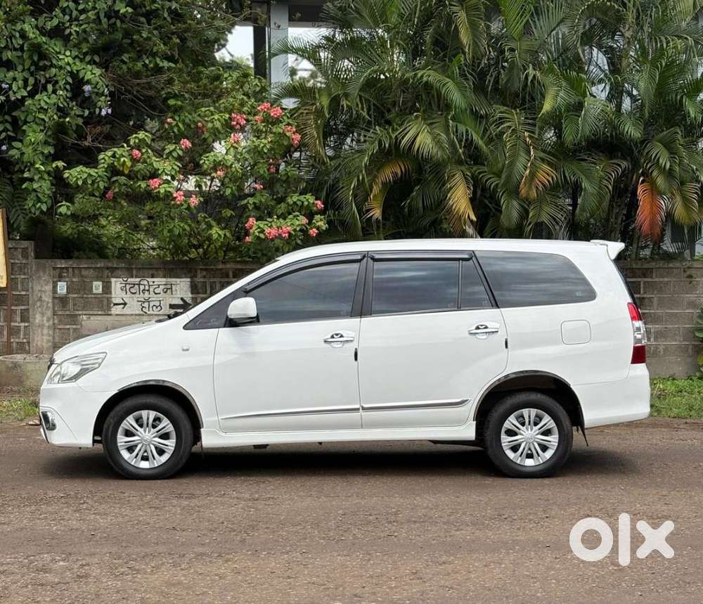 Toyota Innova 2.5 G (diesel) 8 Seater, 2015, Diesel