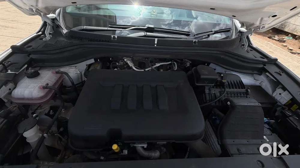 Mahindra Xuv700 Diesel Auto 2025