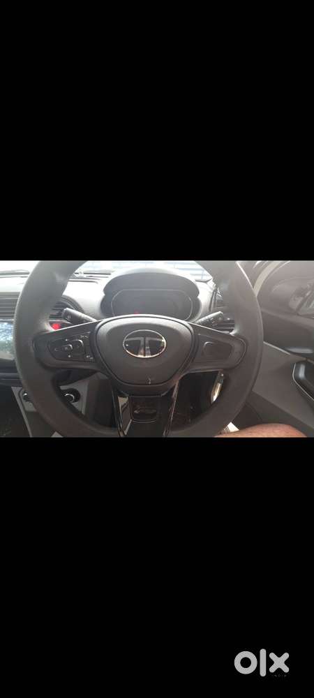 Tata Tigor Nov 2020. Cng Fitted In 99000 Km