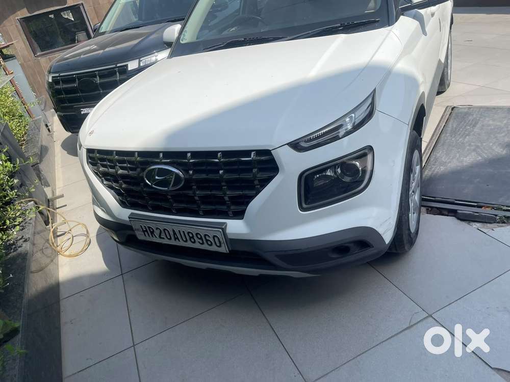 Hyundai Venue Petrol 2022 Model