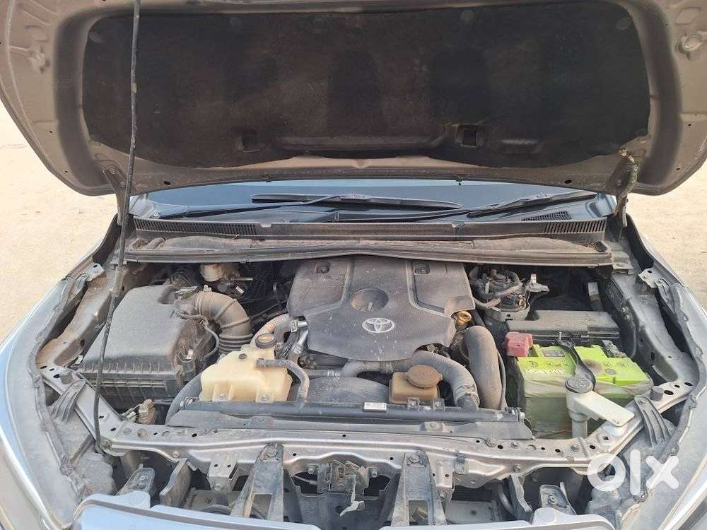 Toyota Innova Crysta 2.8 Zx At, 2016, Diesel