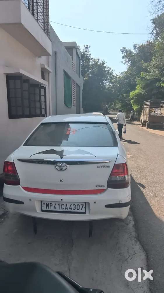 Toyota Etios Liva 2014 डीज़ल मैनुअल