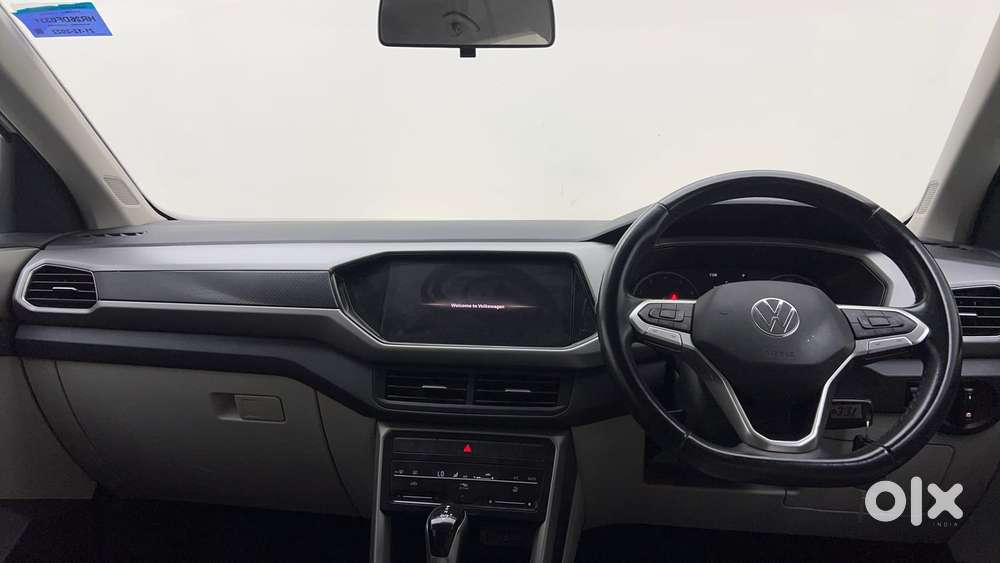 Volkswagen Taigun 1.0 Tsi Highline At, 2022, Petrol
