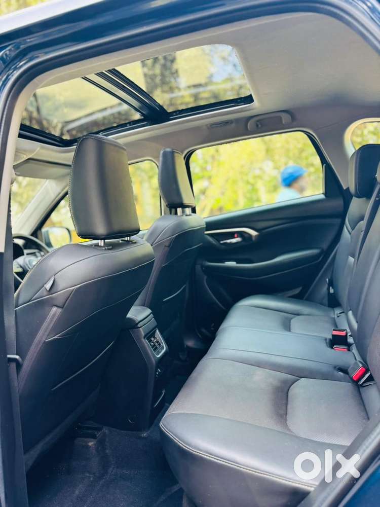 Maruti Suzuki Grand Vitara, 2023, Petrol