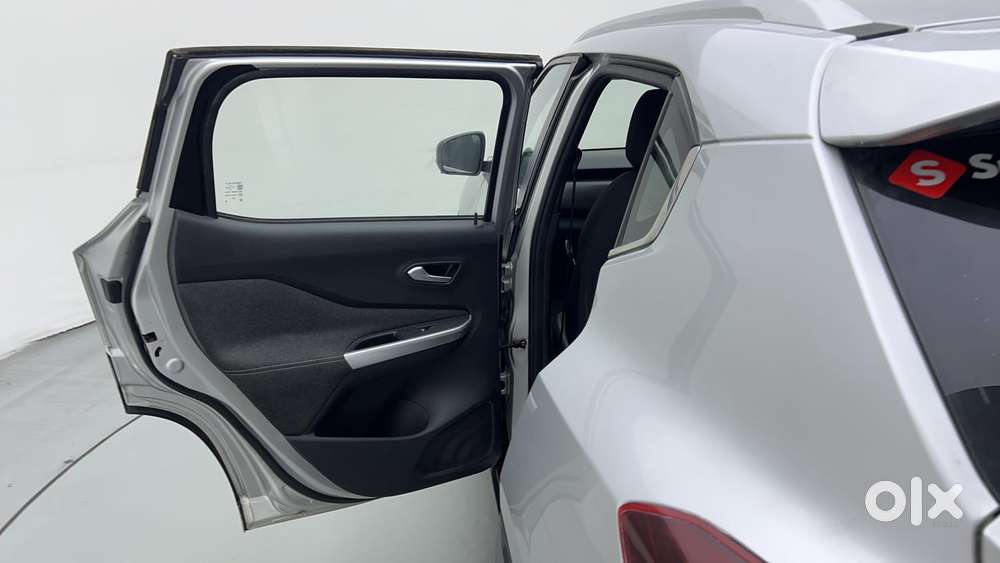 Nissan Magnite 1.0 Xv Premium Turbo Cvt (o), 2020, Petrol