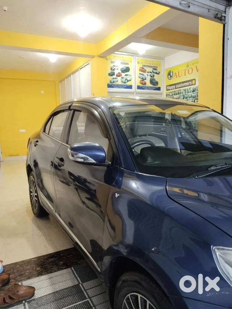 Maruti Suzuki Dzire 1.2 Zxi Amt, 2018, Petrol