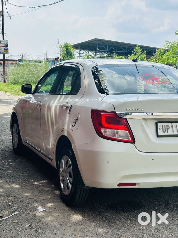 Maruti Suzuki Dzire 1.2 Vxi, 2023, Petrol