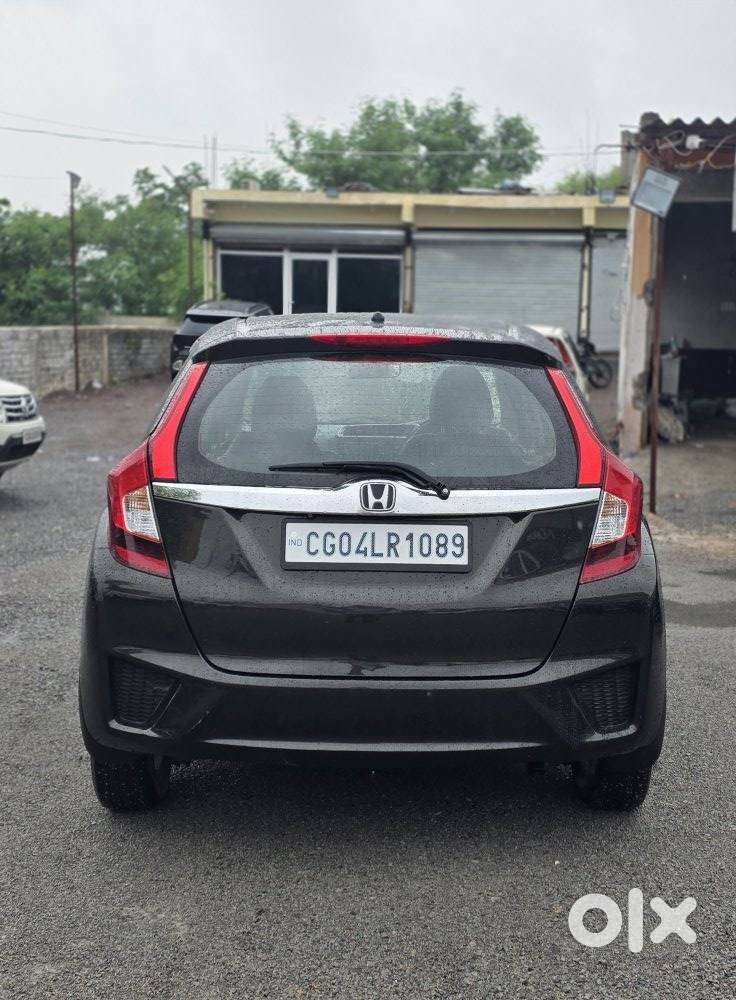 Honda Jazz V Mt Privilege, 2017, Petrol