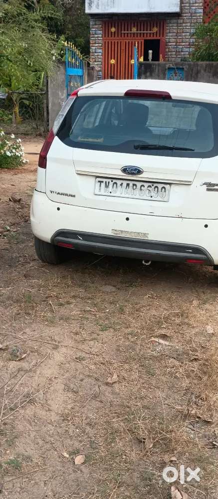 Ford Figo Titanium Center Lock