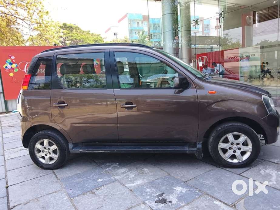 Mahindra Quanto C8, 2013, Diesel