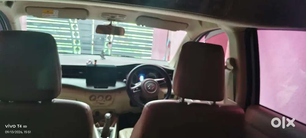 Maruti Suzuki Ertiga Vxi 2025