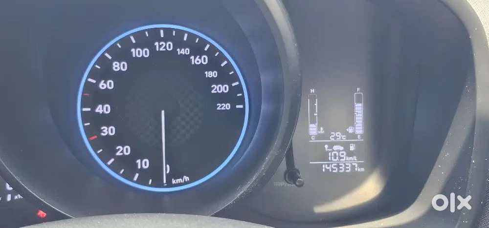 Hyundai Venue 2020 Diesel Well Maintained