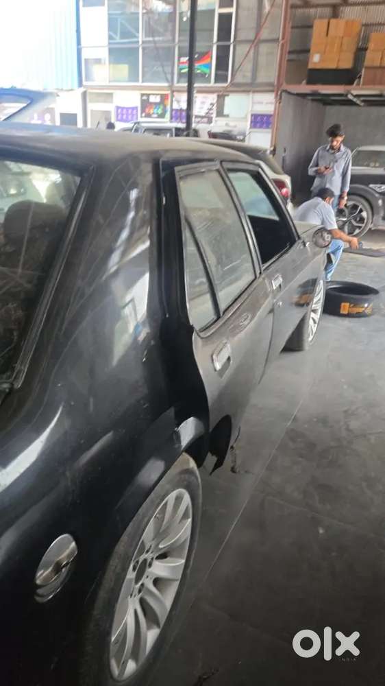 Hindustan Motor Contessa