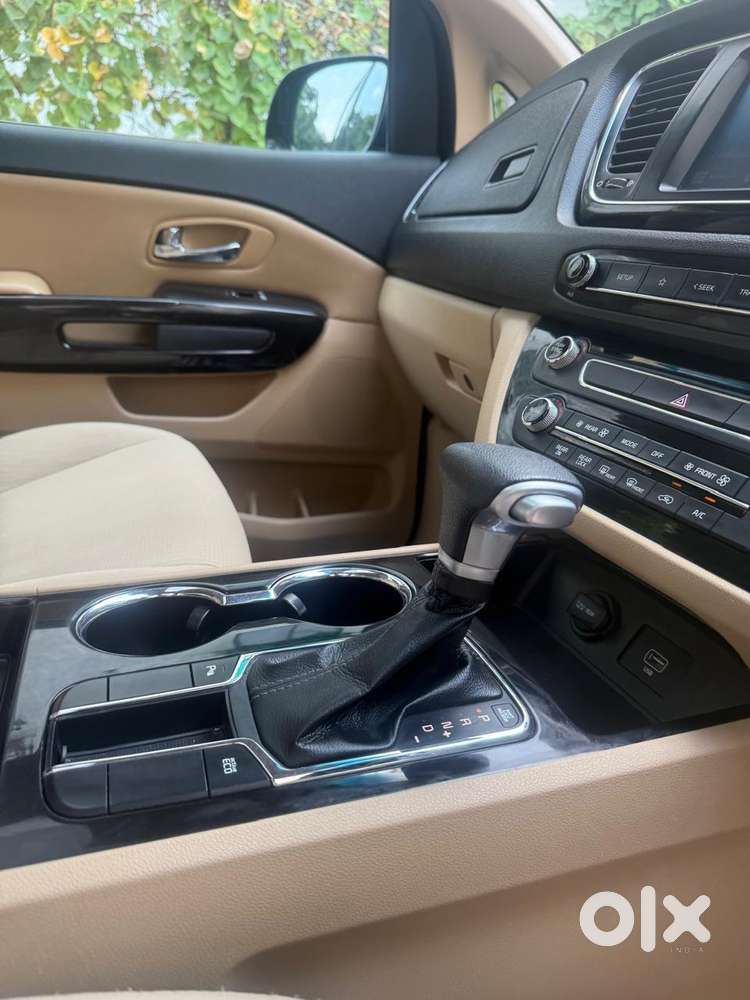 Kia Carnival Prestige, 2021, Diesel