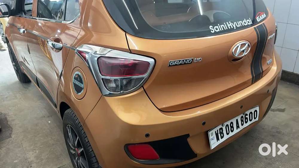 Hyundai Grand I10 2015 Petrol 49000 Km Driven