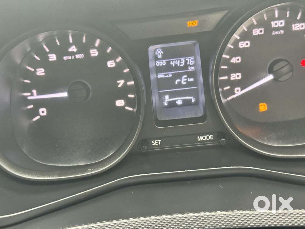 Tata Nexon 1.2 Revotron Xm (s), 2018, Petrol