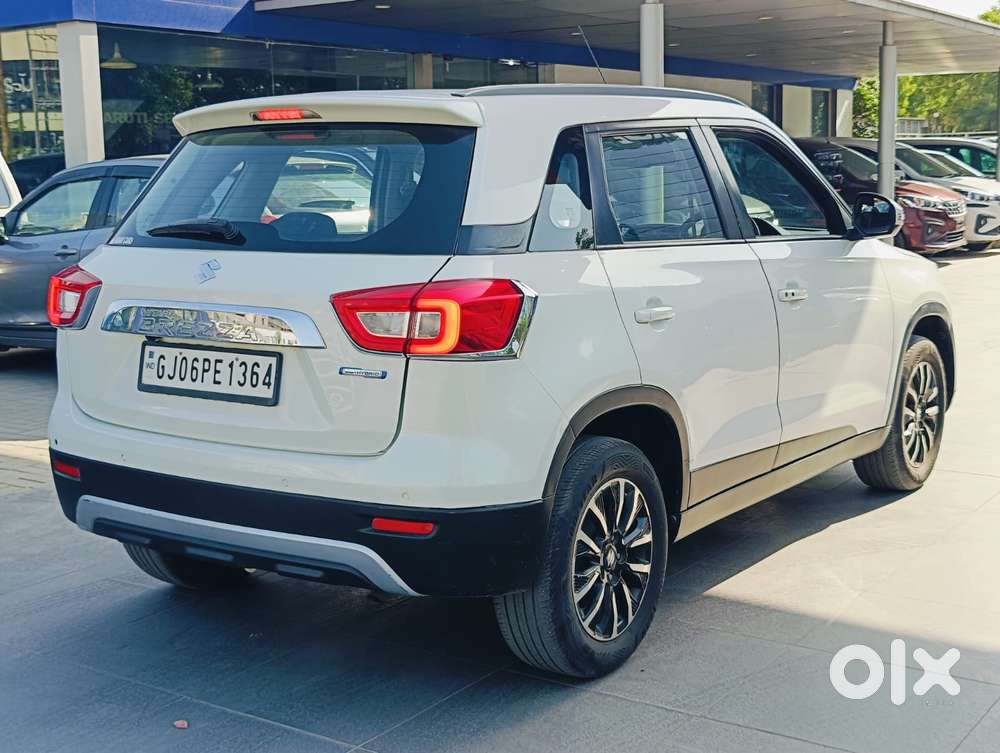 Maruti Suzuki Brezza 1.5 Zxi Plus At Smart Hybrid, 2020, Petrol