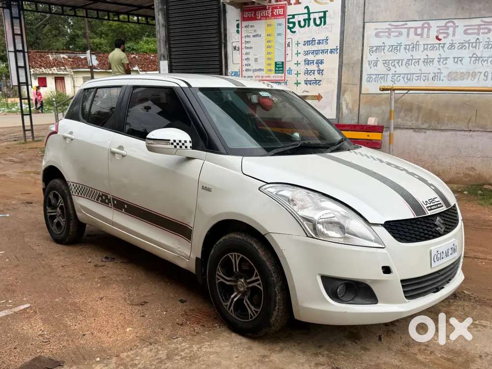Maruti Suzuki Swift 2013 Diesel 122000 Km Driven