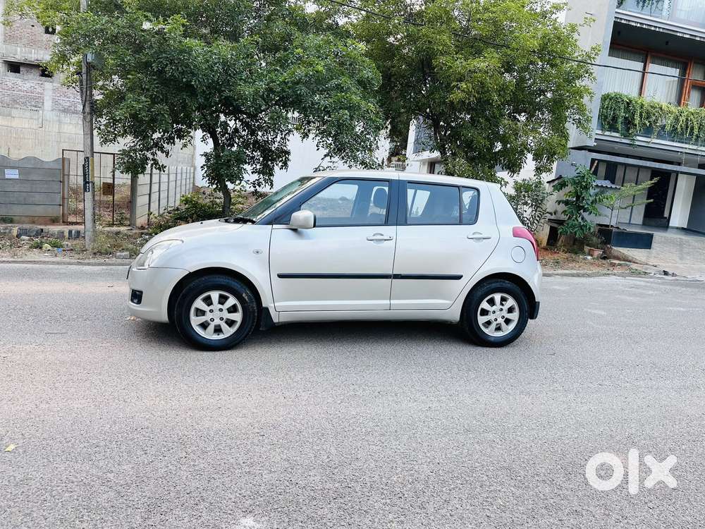 Maruti Suzuki Swift 1.3 Zxi, 2006, Petrol
