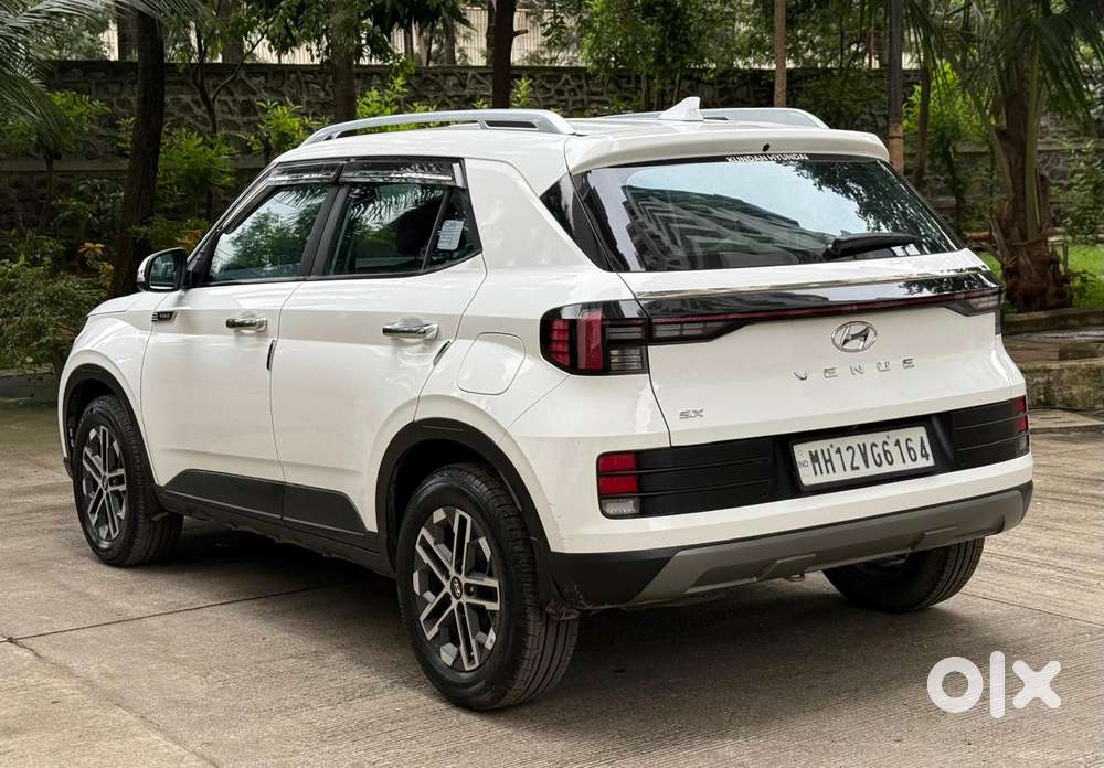 Hyundai Venue Sx Mt, 2023, Diesel