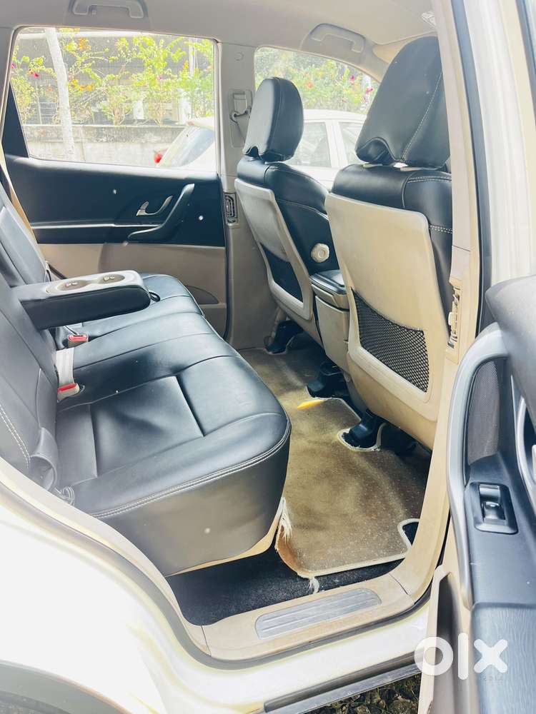 Mahindra Xuv500 W6 At, 2016, Diesel