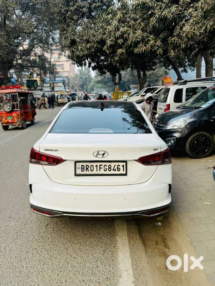 Hyundai Verna 1.5 Sx Petrol Mt, 2021, Petrol
