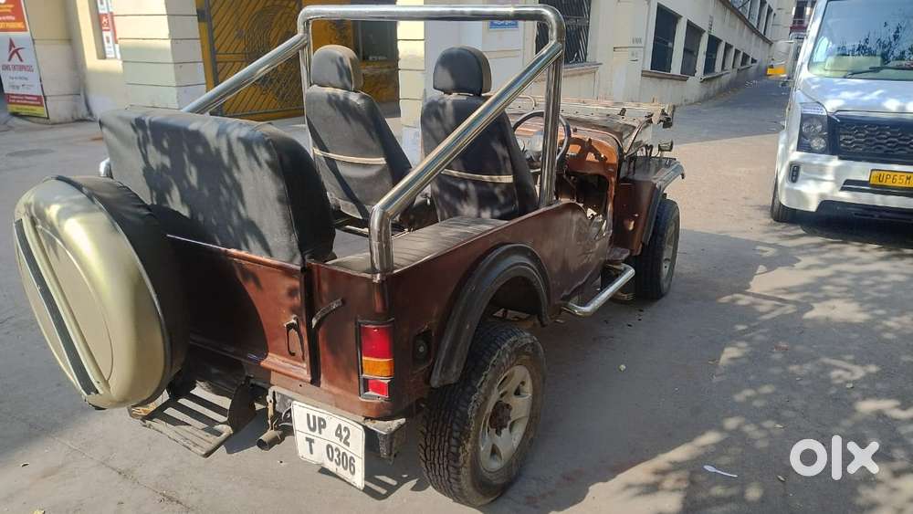 Mahindra Jeep Classic, 2000
