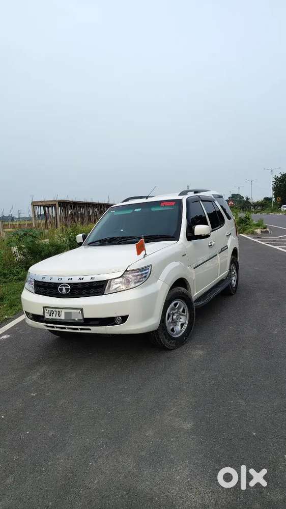 Tata Safari Storme 2016 Diesel 140000 Km Driven