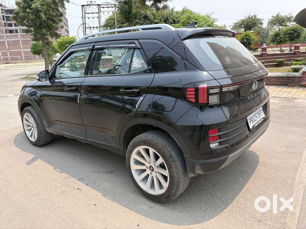 Hyundai Venue, 2025, Petrol