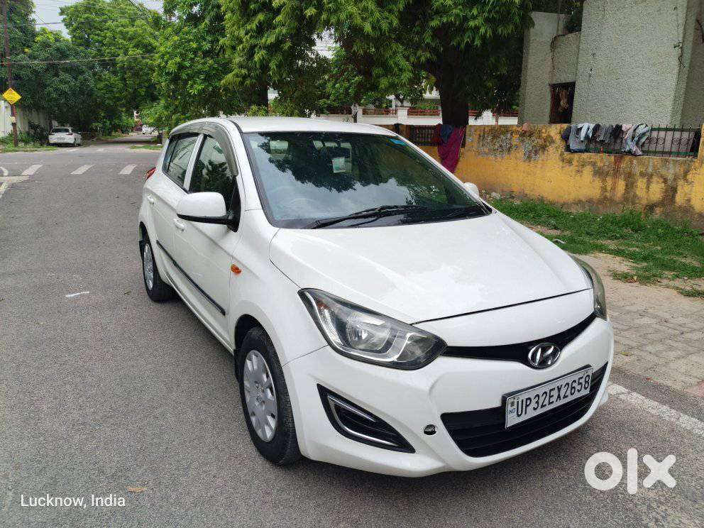 Hyundai I20 Era 1.2 Bs-iv, 2013, Petrol