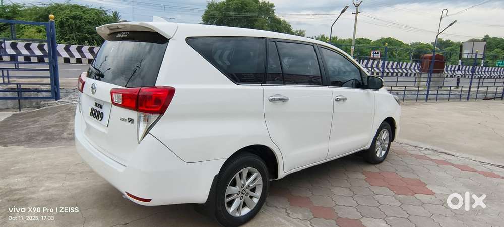 Toyota Innova Crysta 2.8 Z, 2016, Diesel