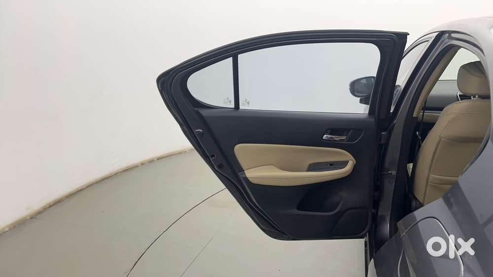 Honda City 1.5 Zx I-vtec Mt, 2021, Petrol