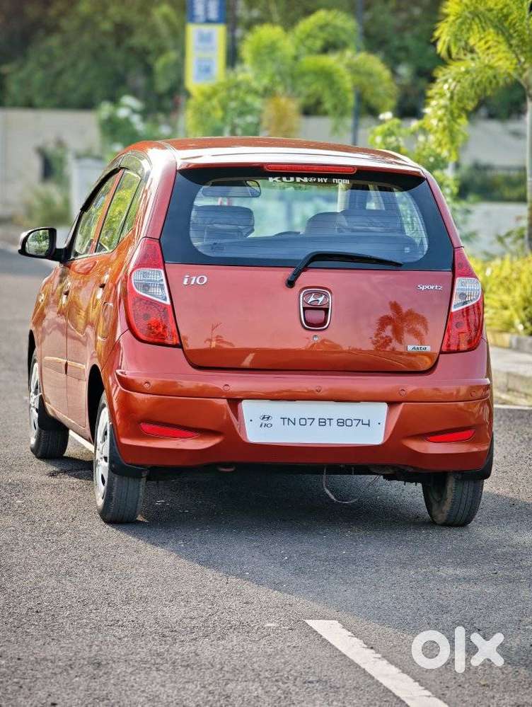 Hyundai I10 Sportz At, 2013, Petrol