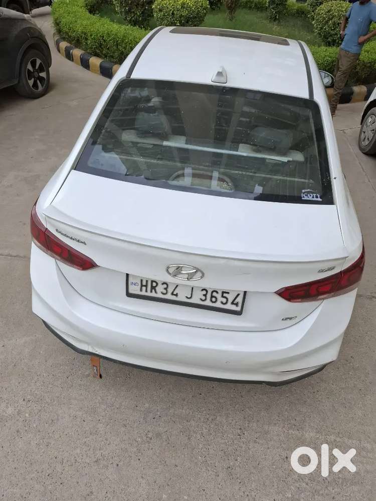 Hyundai Verna Sx 2018 Diesel Manual 200000 Km Driven