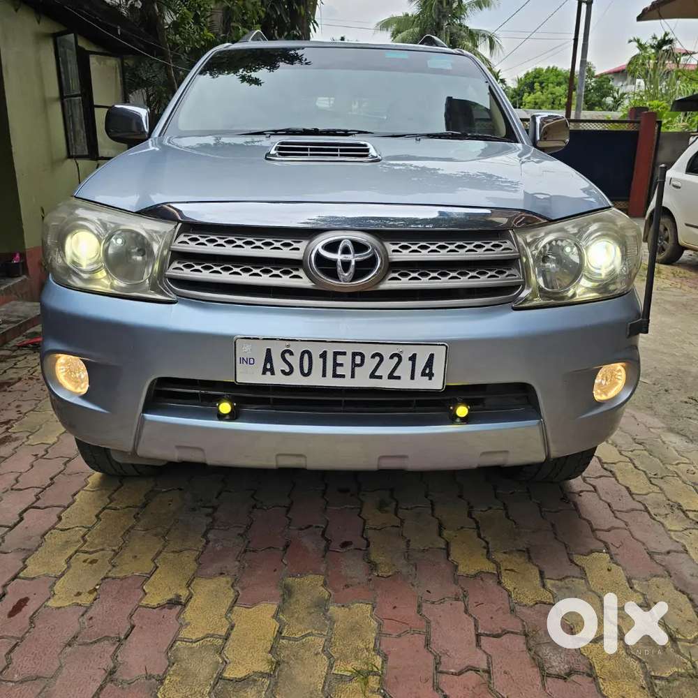 Toyota Fortuner 2009 Diesel Manual