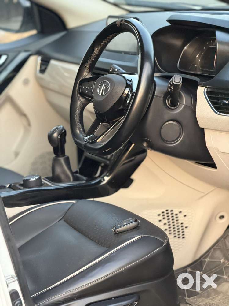 Tata Nexon 1.2 Revotron Xza Plus, 2021, Petrol
