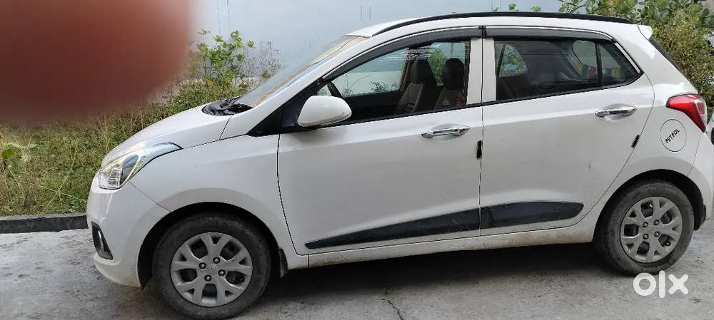 Hyundai Grand I10 Sportz 2015
