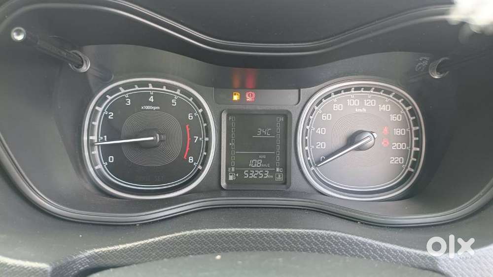 Maruti Suzuki Brezza 1.5 Zxi Smart Hybrid, 2020, Petrol