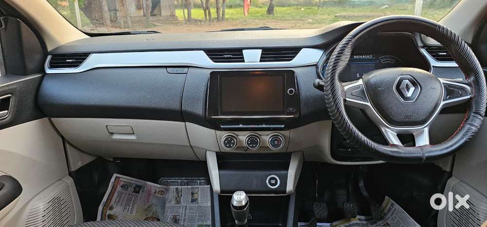 Renault Triber Rxz, 2020, Petrol