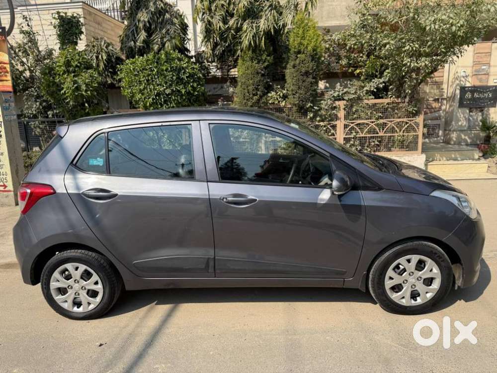 Hyundai Grand I10 2013-2016 Sportz, 2016, Petrol