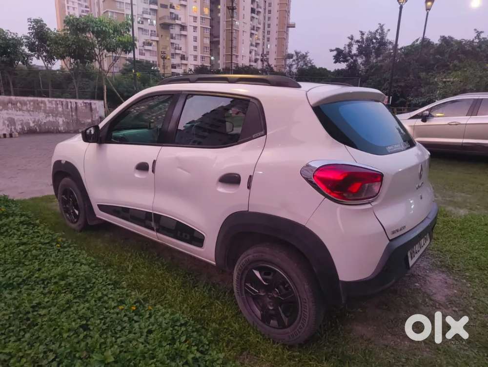 Renault Kwid 2019-ongoing 1.0 Rxt Amt (o), 2017, Petrol