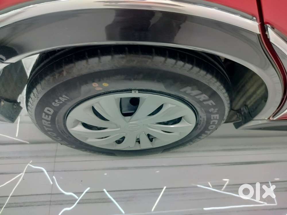 Maruti Suzuki Swift Vxi + Manual, 2025, Petrol