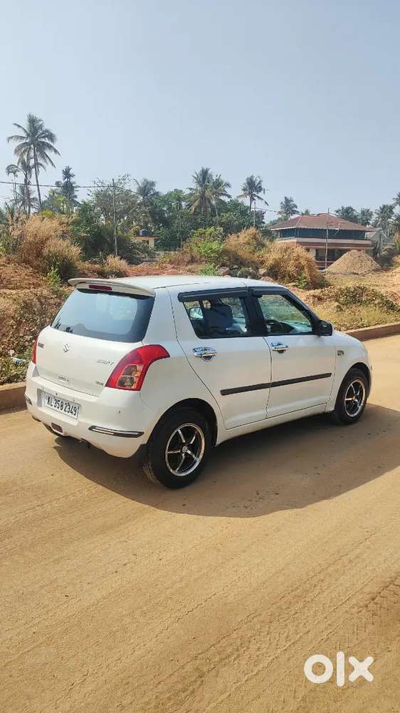 Maruti Suzuki Swift 2010 Diesel 107000 Km Driven