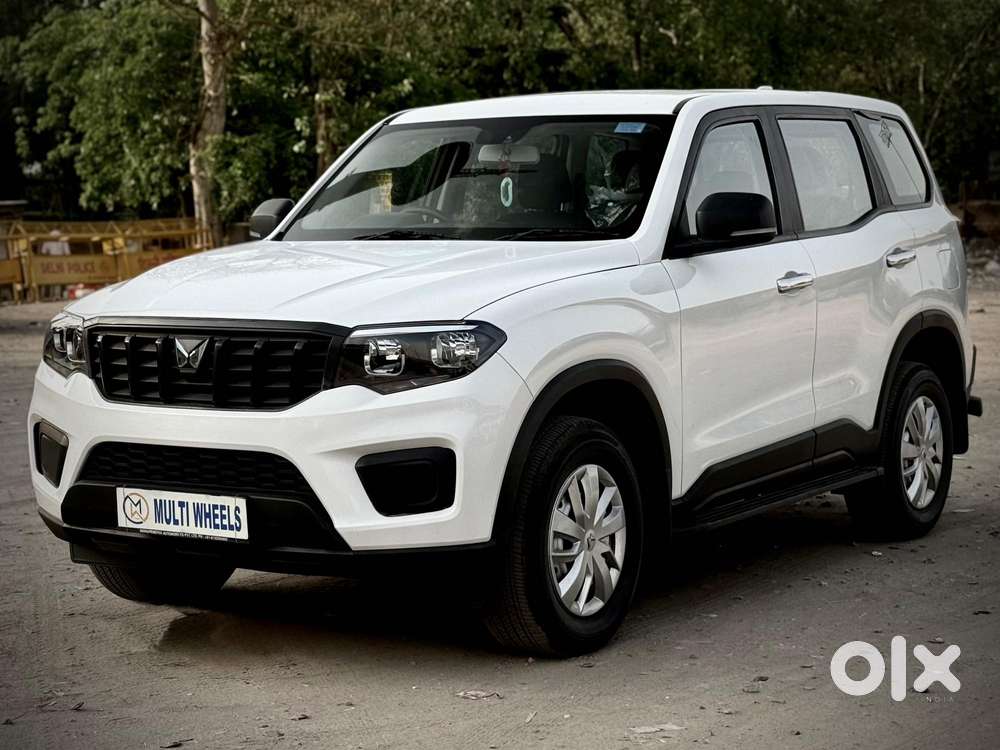Mahindra Scorpio-n 2.0 Z2 Petrol Mt 7 Str, 2025, Petrol