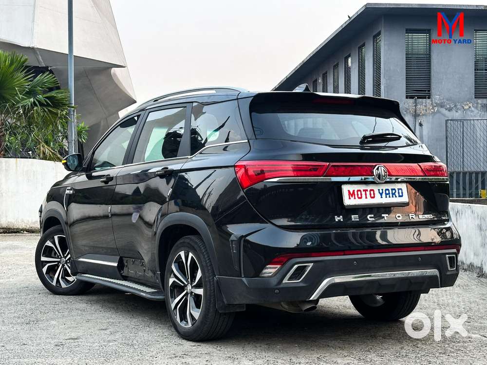 Mg Hector Plus Sharp Pro 1.5 Turbo Petrol Cvt 7 Str, 2025, Petrol